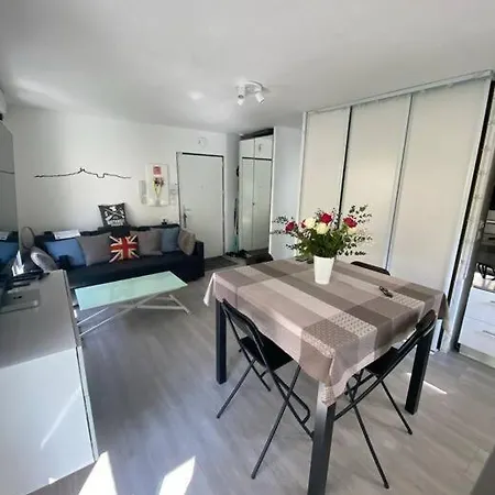 Bel T2 Quartier Hopitaux Faculte. Apartman